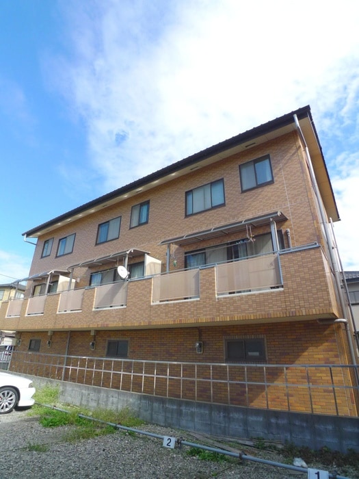 外観写真 ワイアンドエステラス