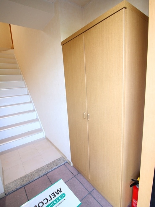 靴箱 ワイアンドエステラス