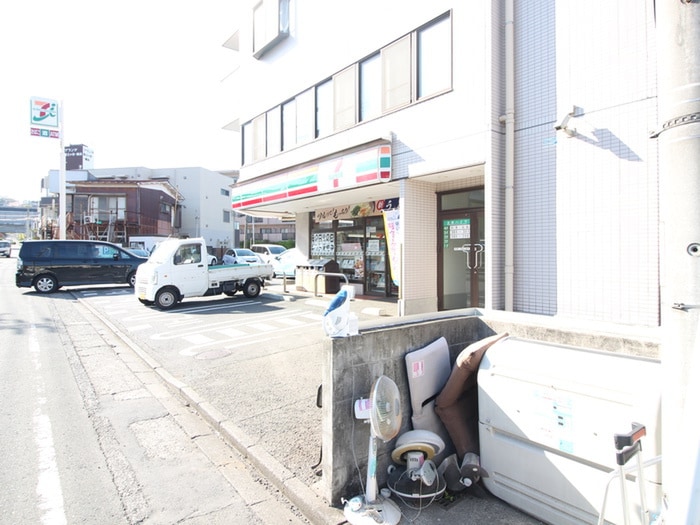 セブンイレブン(コンビニ)まで350m セザ－ル第二上星川(206)