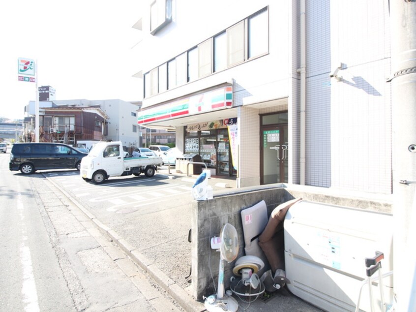 セブンイレブン(コンビニ)まで350m セザ－ル第二上星川(206)