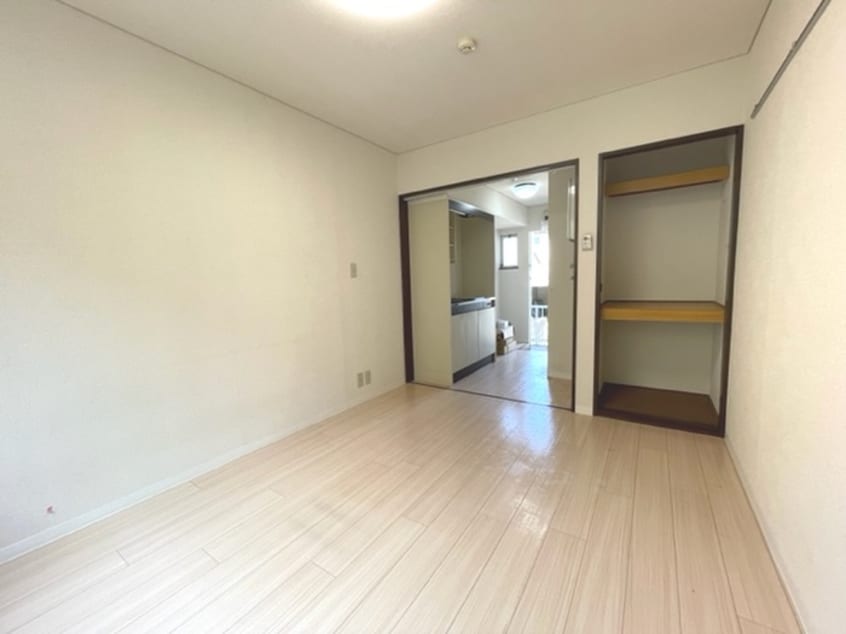 居室 ファミ－ル飯島