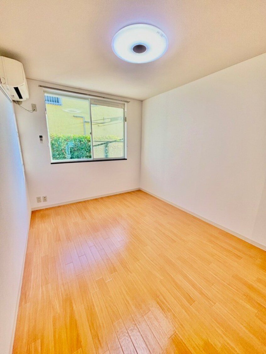 居室 ファミ－ル飯島