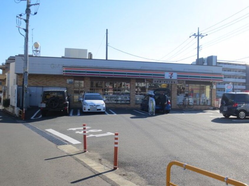 セブンイレブン(コンビニ)まで187m ファミ－ル飯島