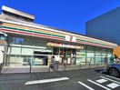 ジョナサン(その他飲食（ファミレスなど）)まで300m ヴォーグ大宮