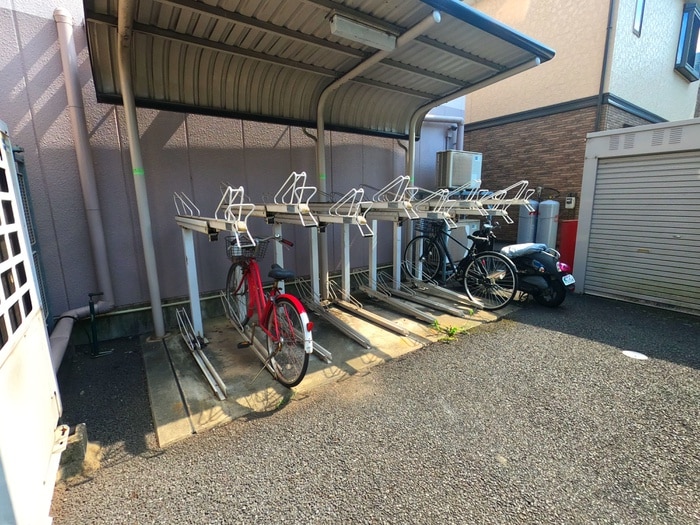 駐輪場 ボヌール新和
