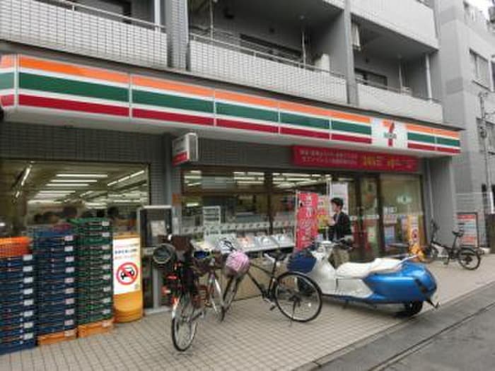 セブンイレブン(コンビニ)まで355m フェリーズ高円寺南