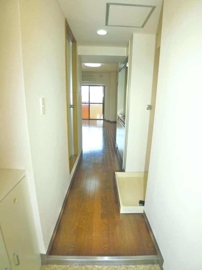 廊下 ベルメゾン三郷