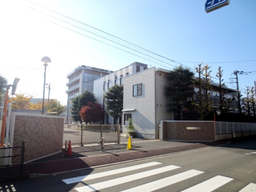 東京女子体育大学(大学/短大/専門学校)まで706m ファミーユくにたち