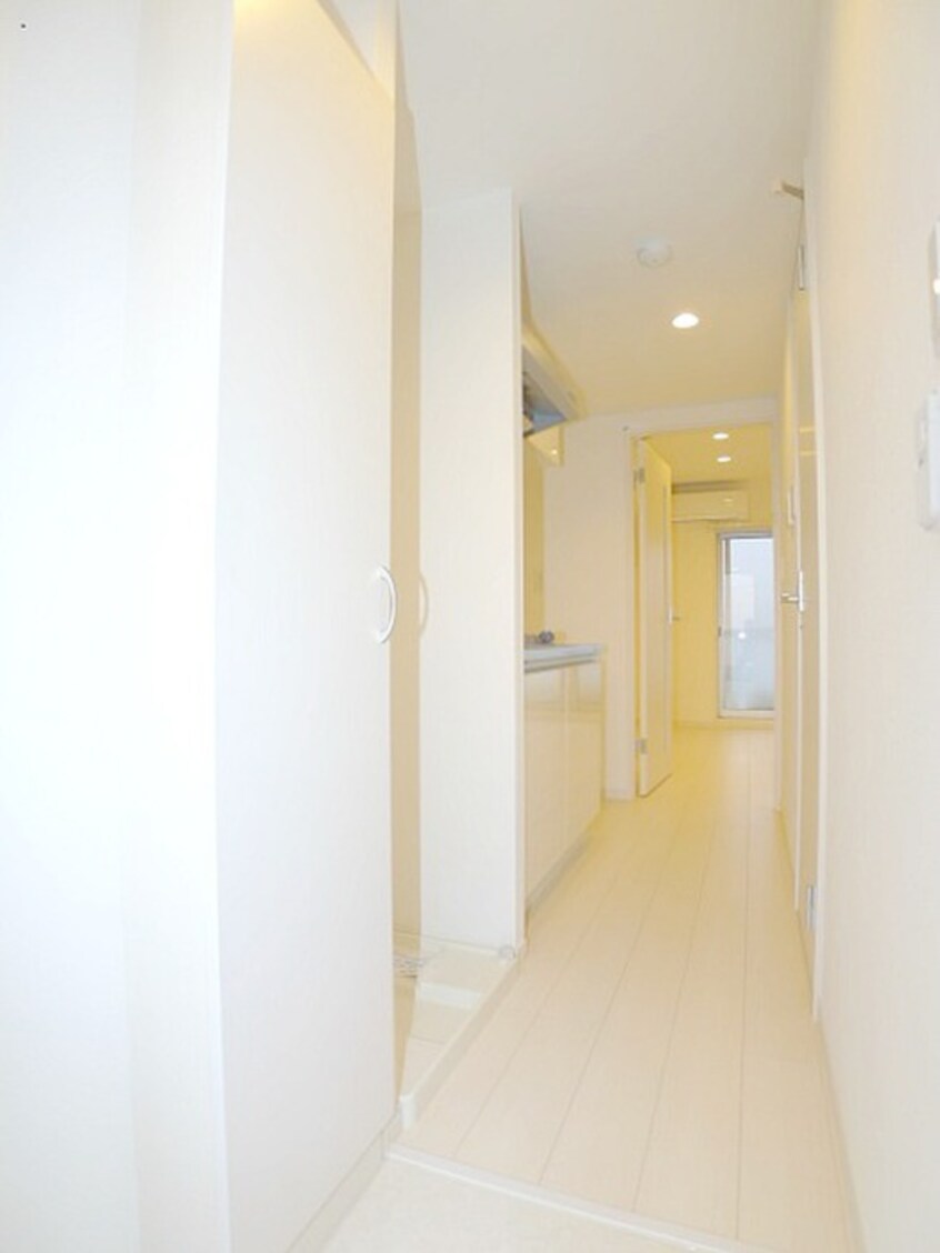 玄関 リブリ・レースパーク船橋法典