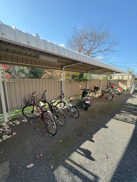 駐輪場 メルベーユ西上尾