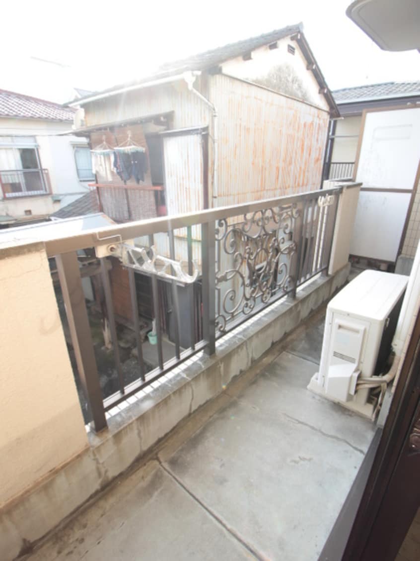 ベランダ・バルコニー コナ－マンション