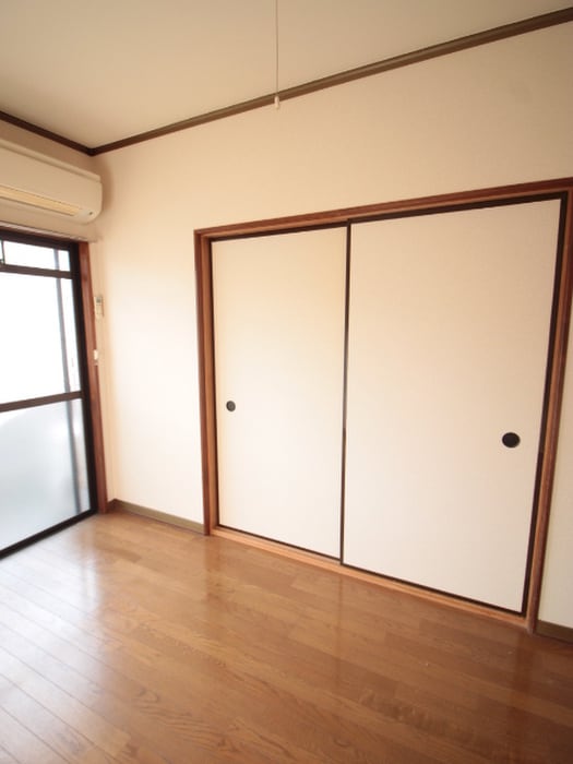 居室 コナ－マンション