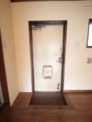 玄関 コナ－マンション