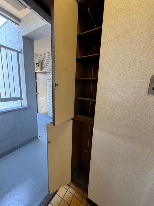 靴箱 シルバー玉川