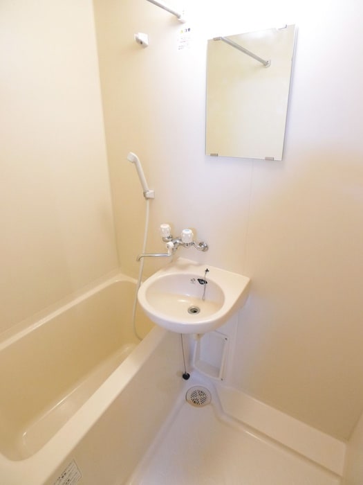 バス／シャワールーム等 ファーストコーポラス9