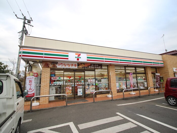 セブンイレブンあきる野二宮店(コンビニ)まで180m ビレッジハウス秋多１号棟