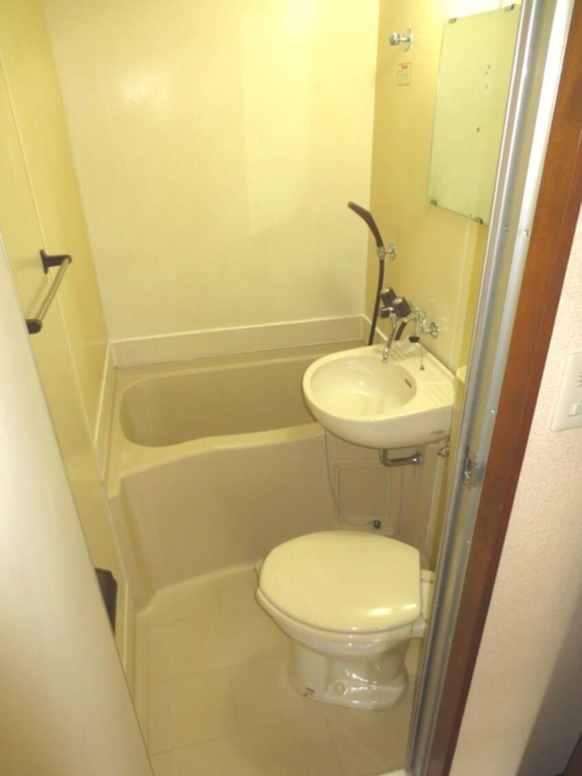 バス／シャワールーム等 グローリア成城