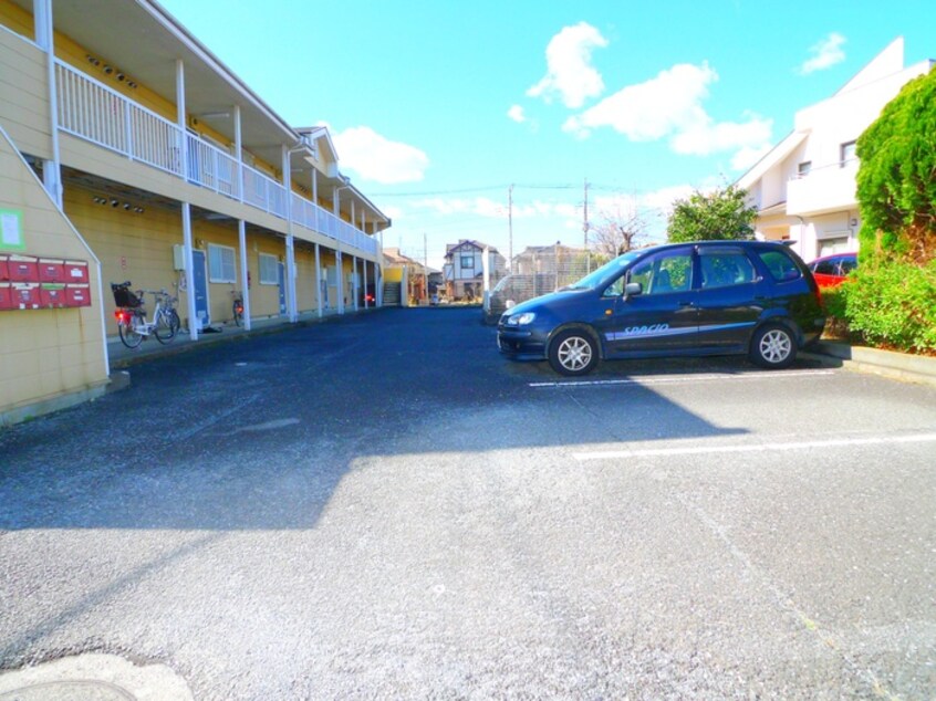 駐車場 ソリストハイツ