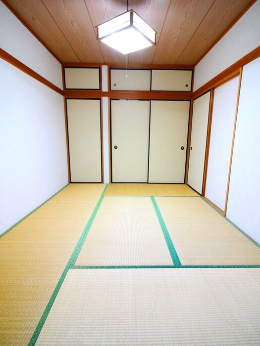 居室 ソリストハイツ
