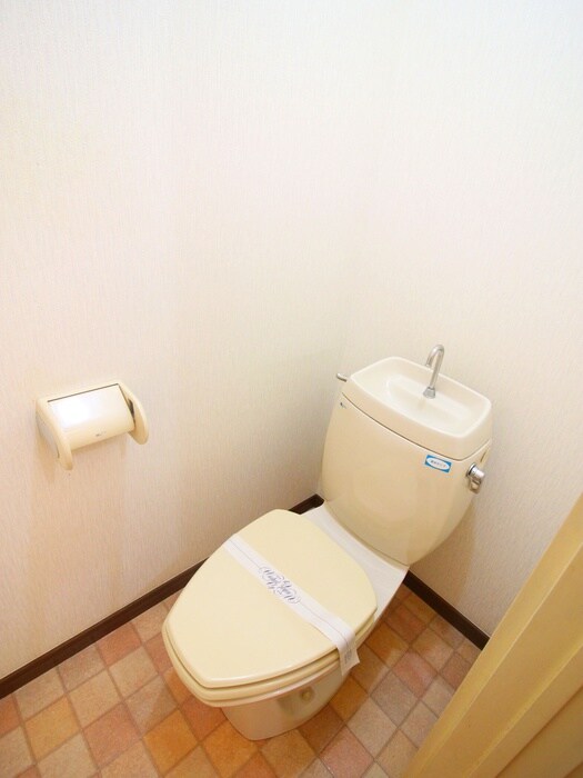 トイレ ソリストハイツ