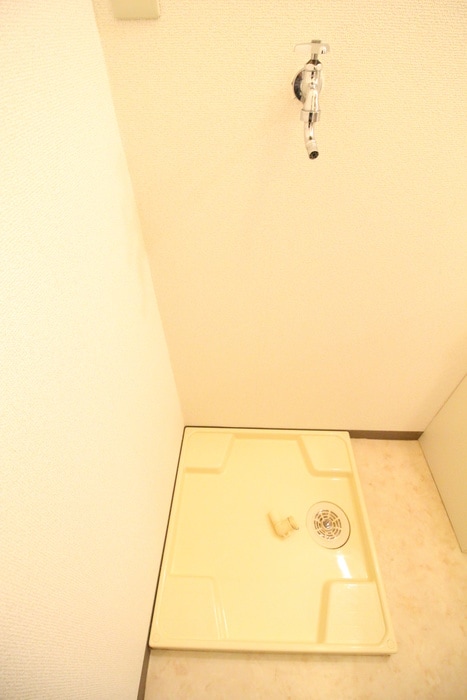 洗濯機置場 メルベーユ鵠沼