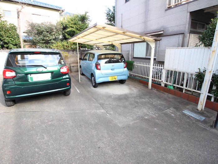 駐車場 一本木ハイツ