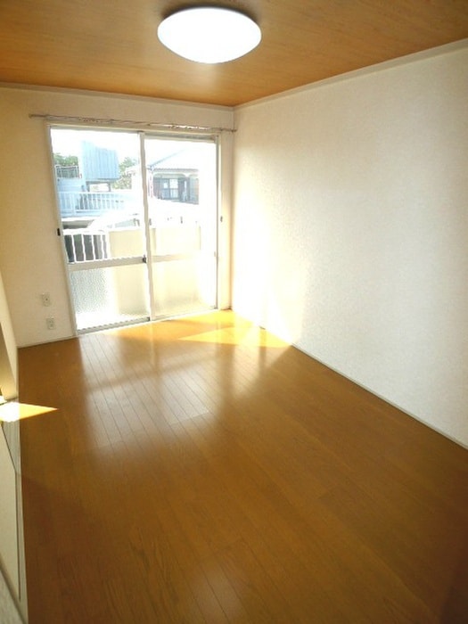 居室 メゾンかしわ