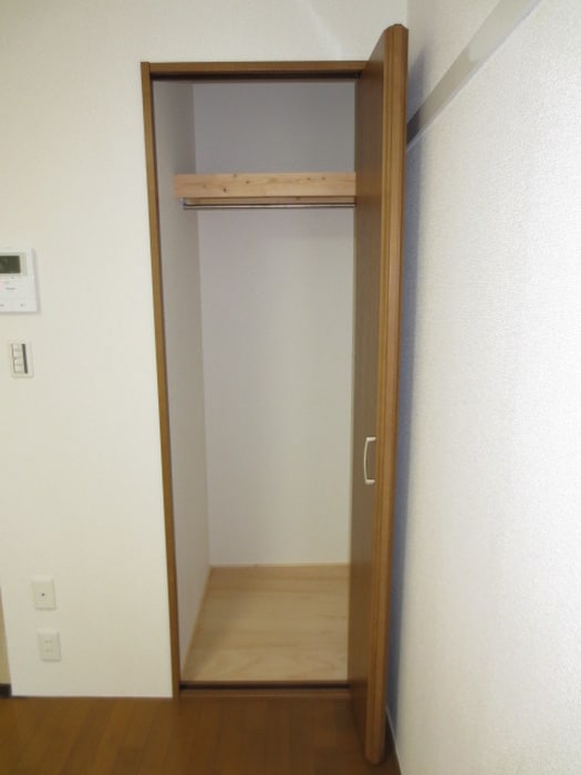収納 ハイツ寺尾