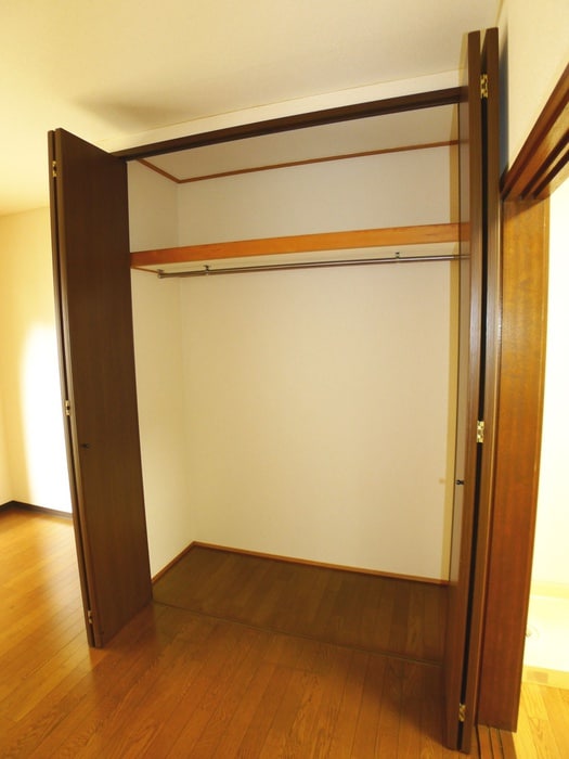 収納 ロイヤルハイツ金子