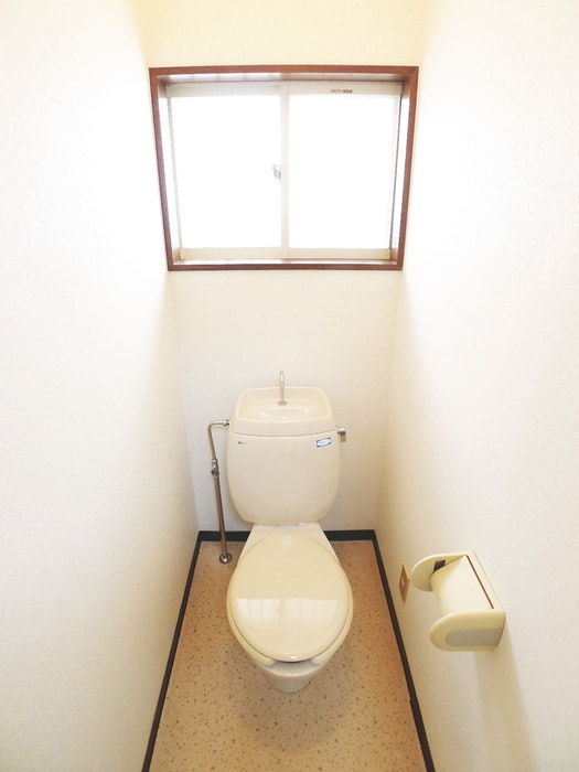 トイレ ロイヤルハイツ金子