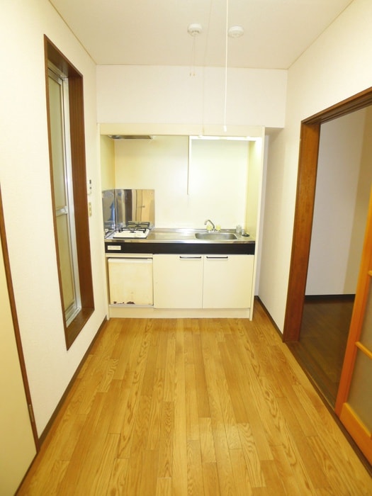 キッチン ロイヤルハイツ金子