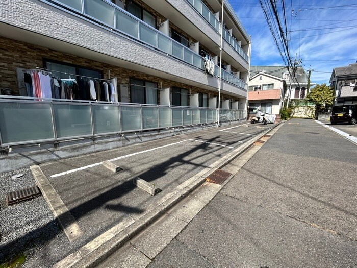 駐車場 ﾘﾌﾞﾘ・ｻﾝｾﾘﾃⅡ