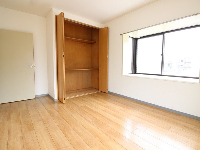 収納 シャルム成城南