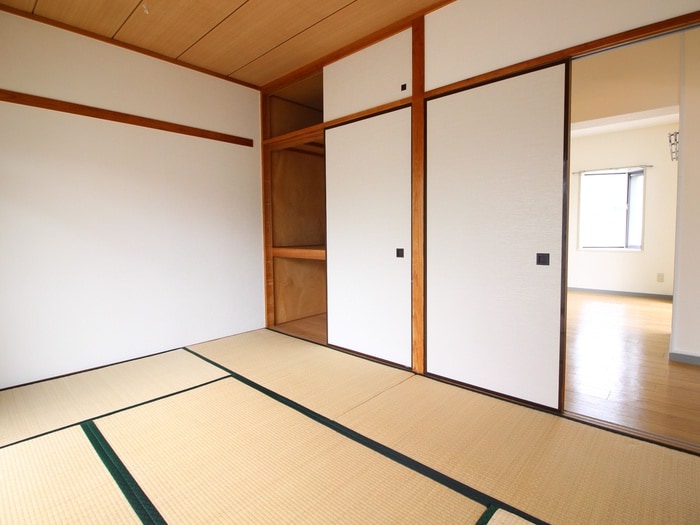 収納 シャルム成城南