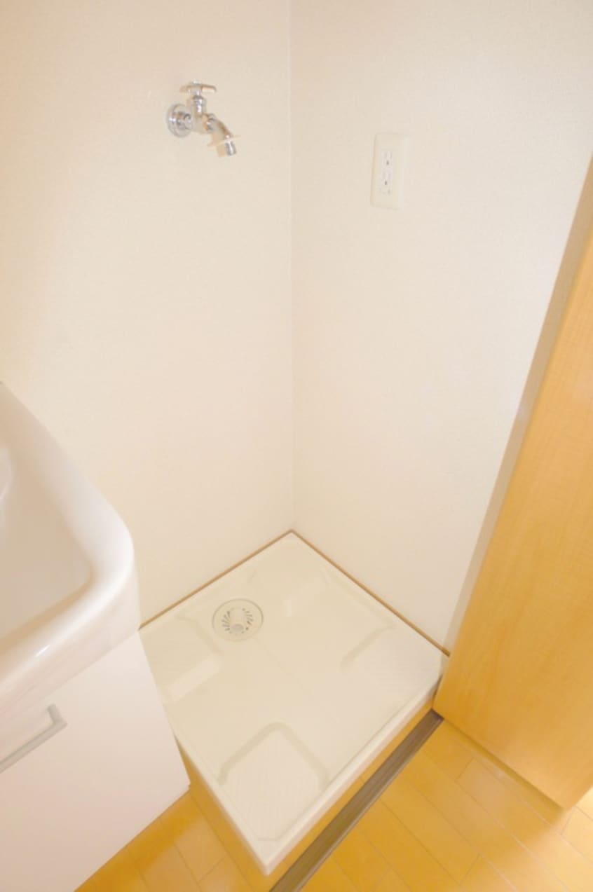 洗濯機置場 ヴィルハープ新小岩