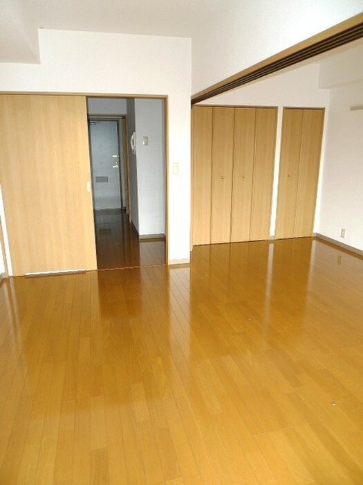 廊下 ザ　イースト　スクエア