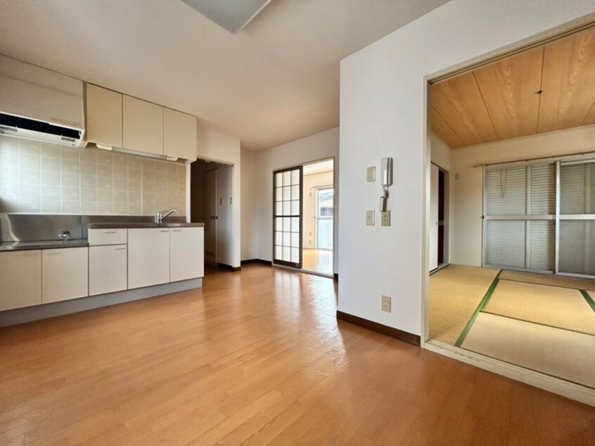 内観写真 ライトコート土井