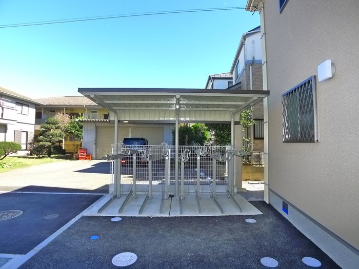 駐輪場 マノワール　ルーエ