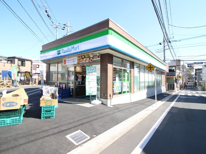 ファミリーマート(コンビニ)まで958m ジョリー・モカ