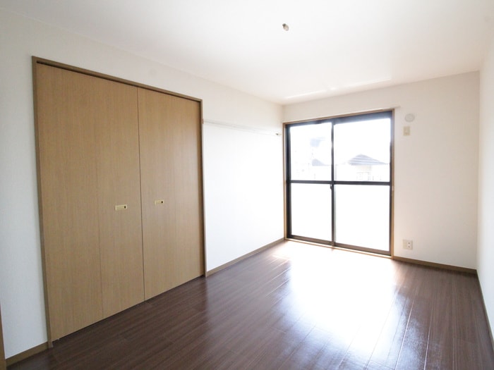 居室 ルミエ－ルＦ