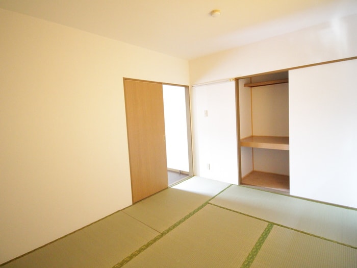 居室 ルミエ－ルＦ