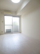 居室 メゾンエクレ－レ江古田