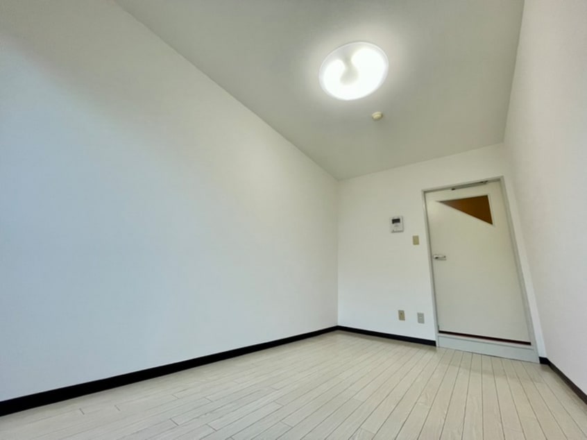 居室 メゾンエクレ－レ江古田