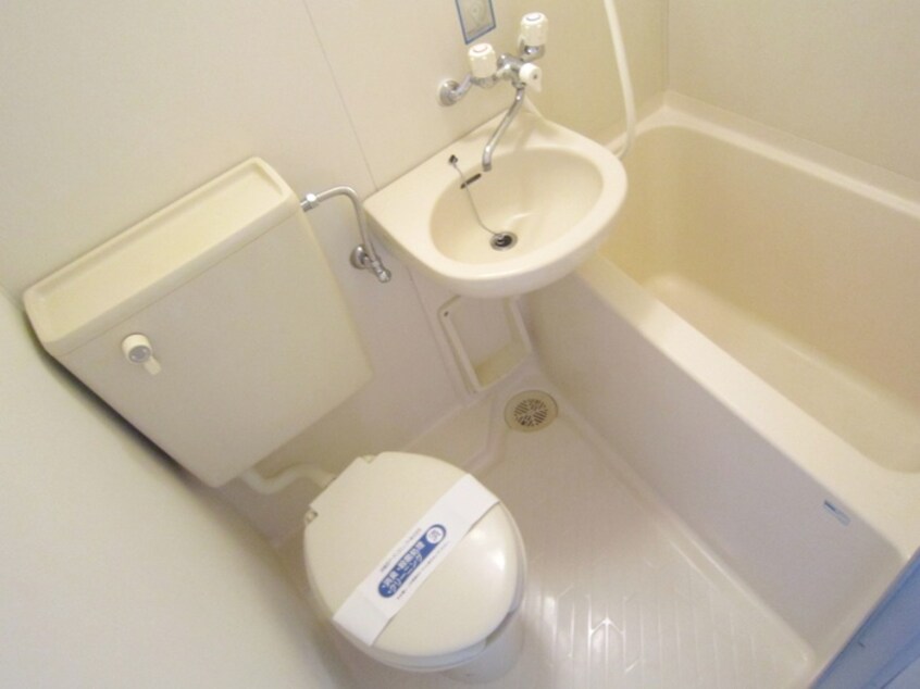 バス／シャワールーム等 メゾンエクレ－レ江古田