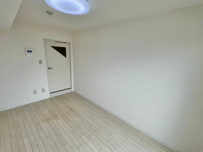 居室 メゾンエクレ－レ江古田