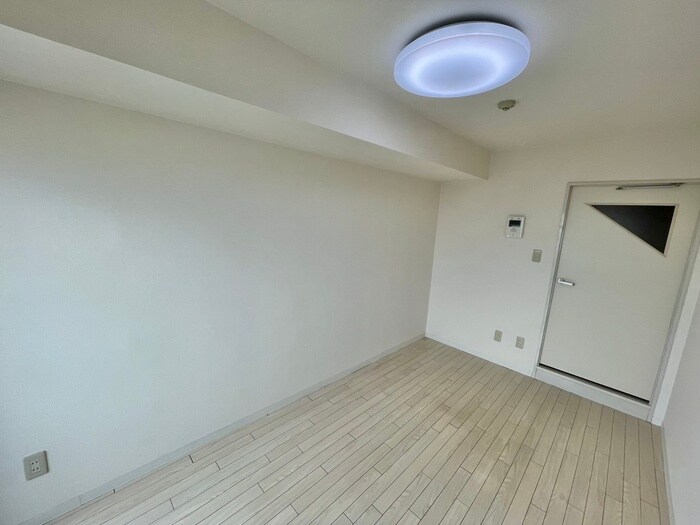 居室 メゾンエクレ－レ江古田