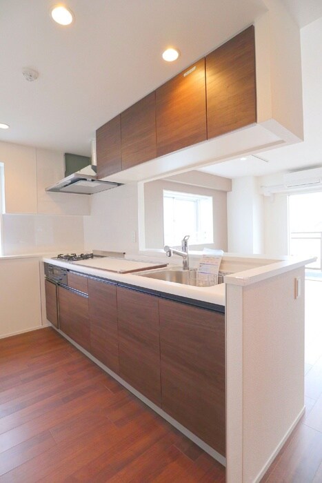 キッチン ＣＲＯＴＨ　Ｏｍｉｙａ