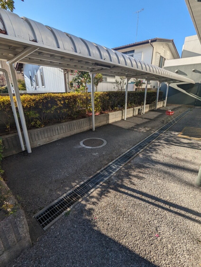 駐輪場 ＣＲＯＴＨ　Ｏｍｉｙａ