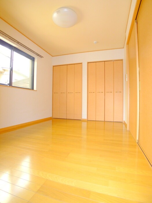 居室 二葉レジデンス