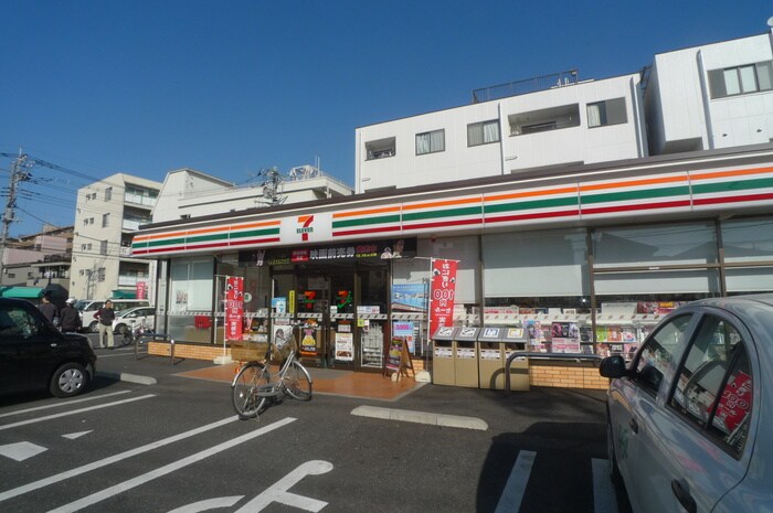 セブンイレブン川口坂下２丁目店(コンビニ)まで10m メゾン・ド・フォンテ－ヌ